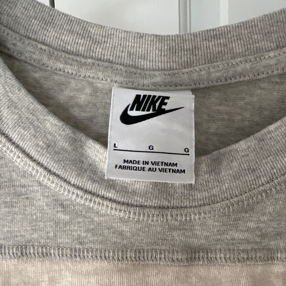 Nike tank top large - Picture 2 of 4